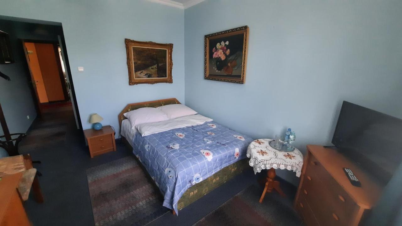 טושין Hotelowe Pokoje J.Bukowiecka מראה חיצוני תמונה